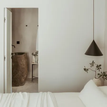 Pure Beachfront With Pool