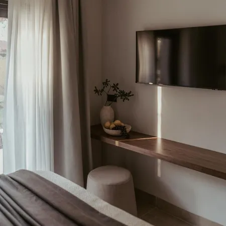 Villa Pure Beachfront With Pool *