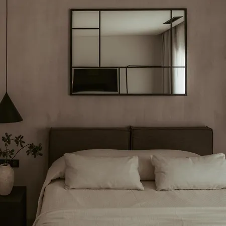 Pure Beachfront With Pool Vurvurú