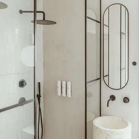 Pure Beachfront With Pool