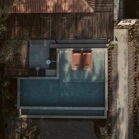 빌라 Pure Beachfront With Pool