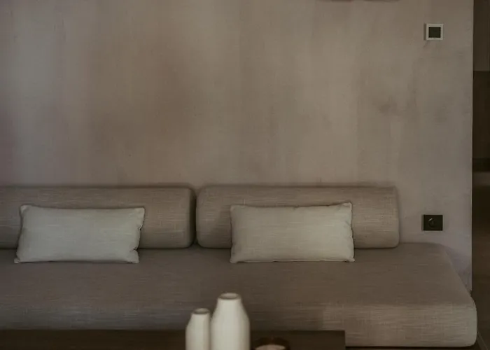 Pure Beachfront With Pool