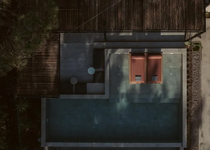 Pure Beachfront With Pool