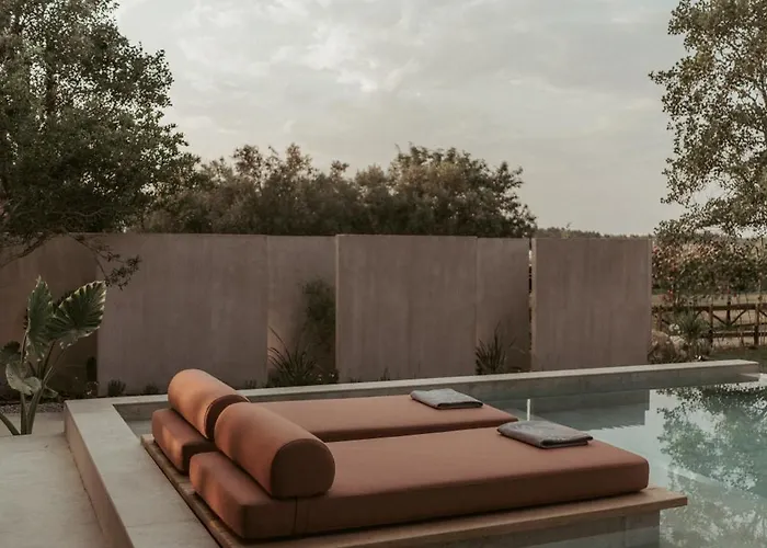 Pure Beachfront With Pool *