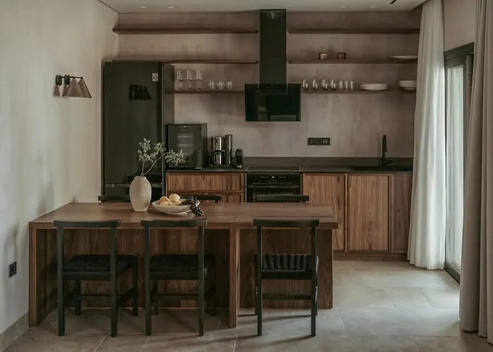 Pure Beachfront With Pool