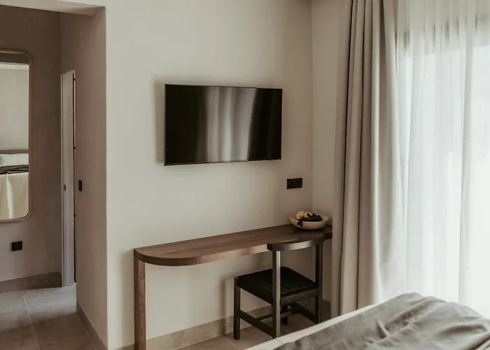 Pure Beachfront With Pool Вилла Вурвуру